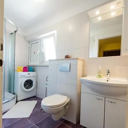 Oko アパート スプリト